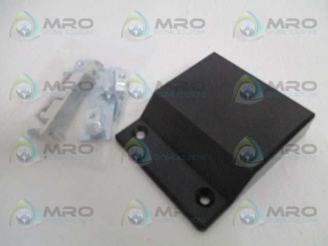 REXROTH 3842530241 DOUBLE BALL CATCH *NEW IN BOX*