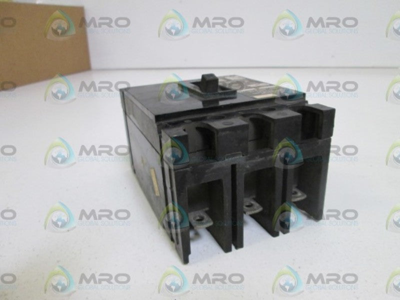 CUTLER-HAMMER CIRCUIT BREAKER EC3040  UNMP