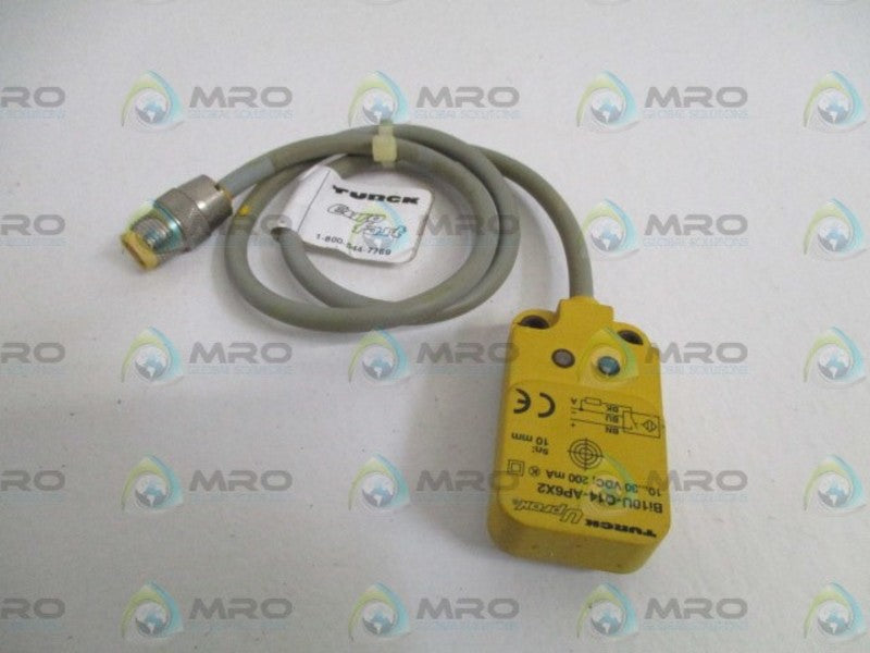 TURCK Bi10U-Q14-AP6X2-0.5M-RS4T SENSOR (AS PICTURED) *USED*