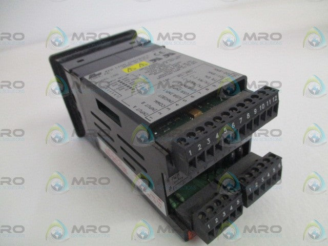 RED LION CONTROLS LGD00100 LEGEND COUNTER *USED*