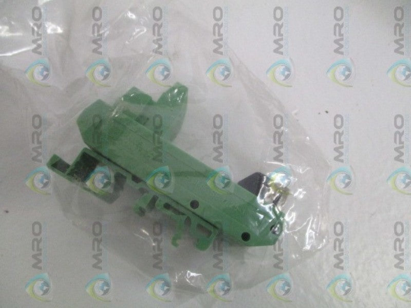 RED LION CONTROLS DRRJ11T6 TERMINAL ADAPTER *NEW IN BOX*