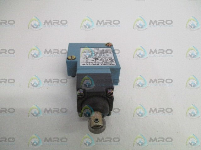 MICROSWITCH LZZ21 LIMIT SWITCH BODY *NEW NO BOX*