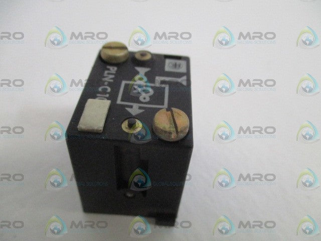 TELEMECANIQUE PLN-C10 CONTACT BLOCK *USED*