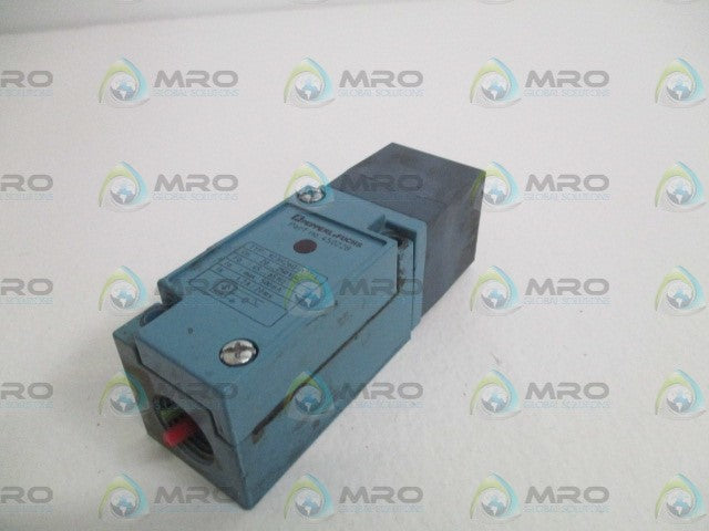 PEPPERL+FUCHS 923H26Q-A7T-L INDUCTIVE PROXIMITY SWITCH *USED*