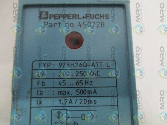 PEPPERL+FUCHS 923H26Q-A7T-L INDUCTIVE PROXIMITY SWITCH *USED*