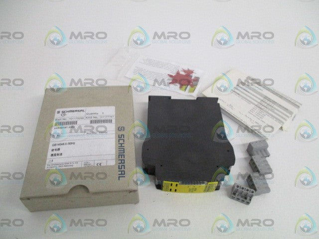 SCHMERSAL SRB301ST-230V SAFETY CONTROL RELAY *NEW IN BOX*