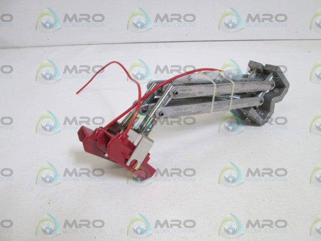 LOT OF 2 256B 600V AC 30A #10 AWG COLLECTOR *NEW NO BOX*