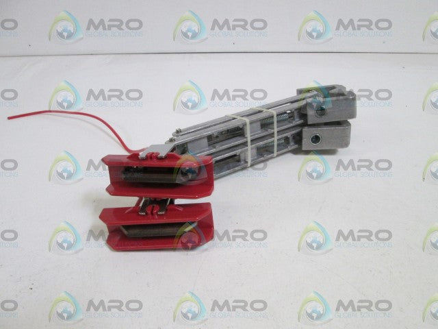 LOT OF 2 256B 600V AC 30A #10 AWG COLLECTOR *NEW NO BOX*