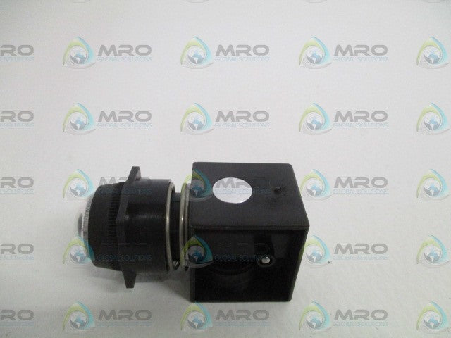 PARKER PXV-F131 PNEUMATIC PANEL MOUNT INDICATOR *NEW NO BOX*