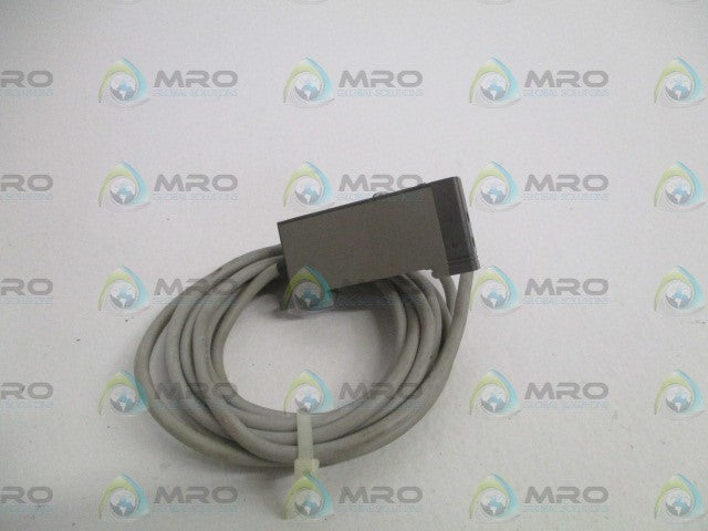 PEPPERL+FUCHS SU16-K/82a/103/115/130 FIBER OPTIC PHOTOELECTRIC SENSOR *USED*