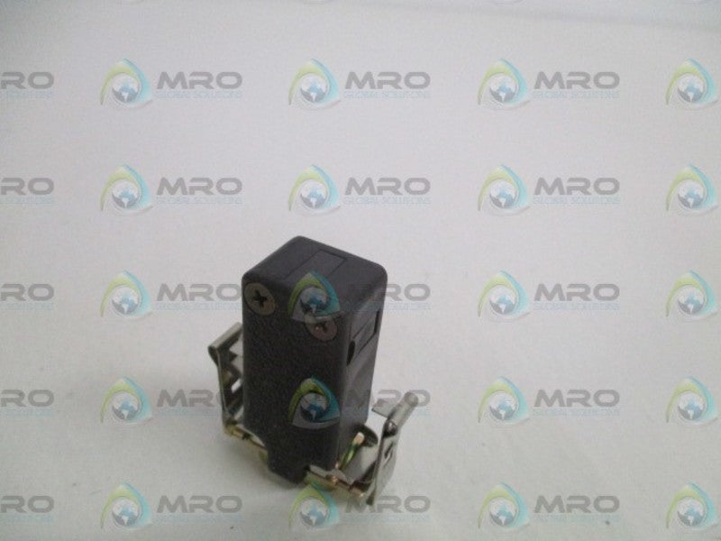 INDUSTRIAL MRO AO465-501 TEST CONNECTOR *NEW IN ORIGINAL PACKAGE*
