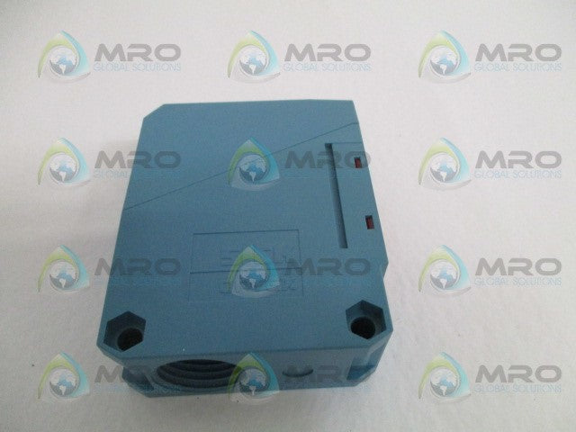 SICK WL260-R270 PHOTOELECTRIC SENSOR *NEW IN BOX*