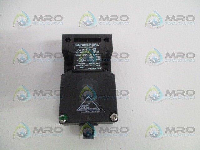 SCHMERSAL AZ16ST1-AS KEYED INTERLOCK SWITCH *NEW IN BOX*