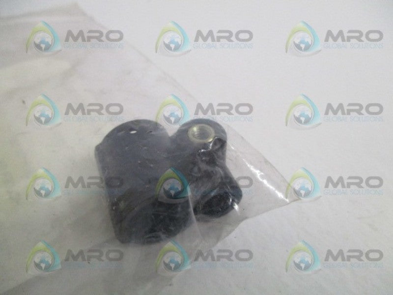 INDUSTRIAL MRO 0000255-07 PLASTIC HOLDER * NEW IN FACTORY BAG *