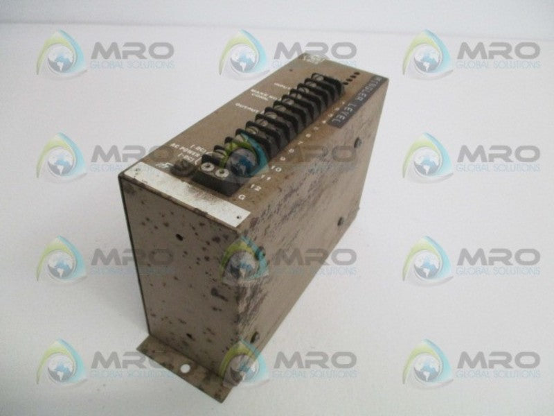 RIS SC-1302 ISOLATED TRANSMITTER IN/OUT: 4-20MA 115VAC *USED*
