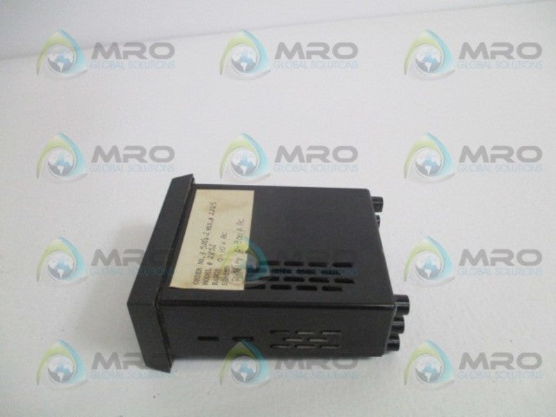 SIMPSON 2852 PANEL METER 0-10VAC 0-300 AAC *USED*