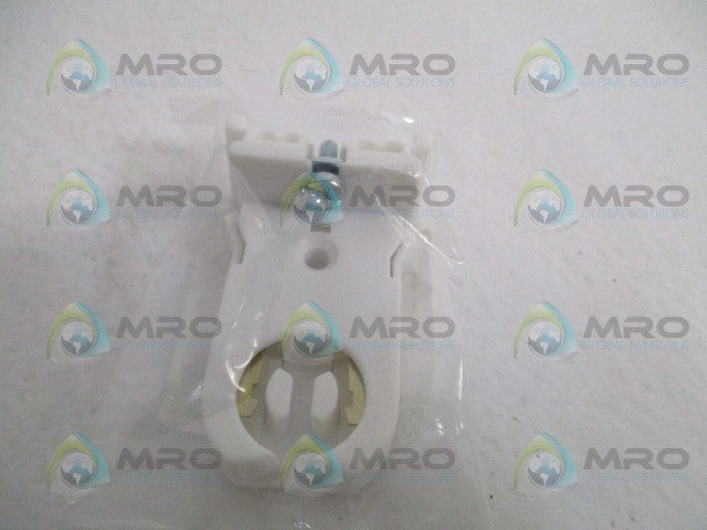 TRADSELECT RL320 FLOURESCENT LAMPHOLDER *NEW IN FACTORY BAG*
