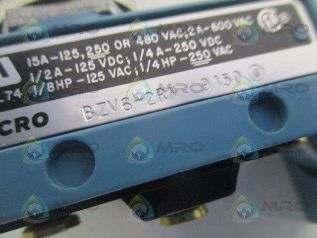 MICROSWITCH BZV6-2RN LIMIT SWITCH *NEW IN BOX*