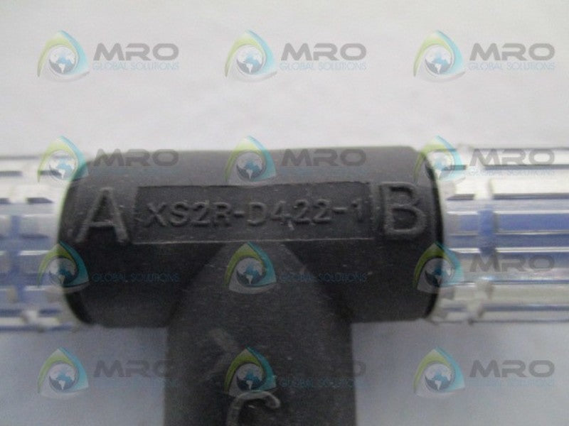 OMRON XS2R-D422-1 CONNECTOR  UNMP