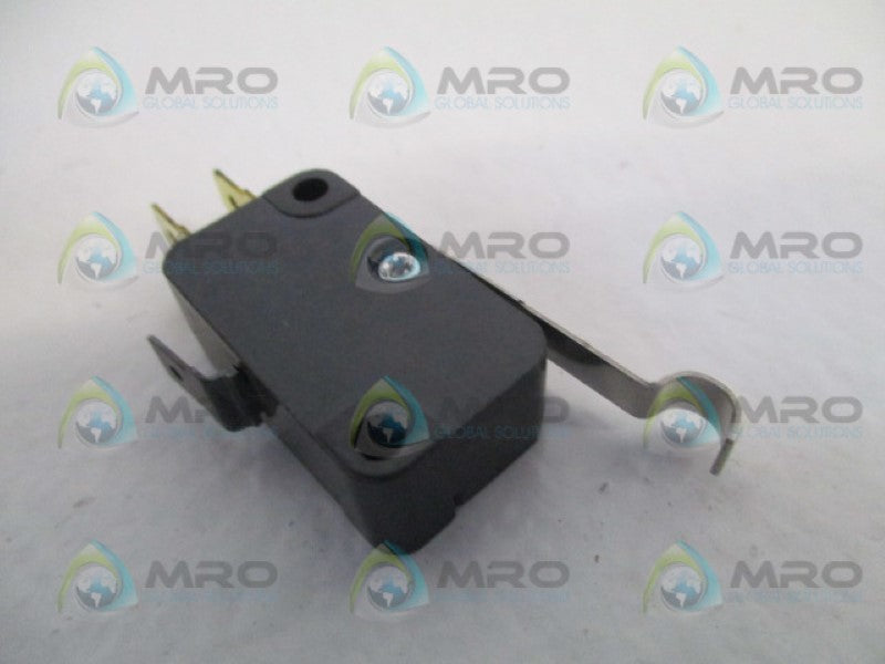 MICROSWITCH V3L-120-08 LIMIT SWITCH *NEW NO BOX*