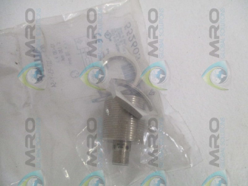 BALLUFF BES516-327-E5-Y-S4 INDUCTIVE SENSOR * NEW IN FACTORY BAG *