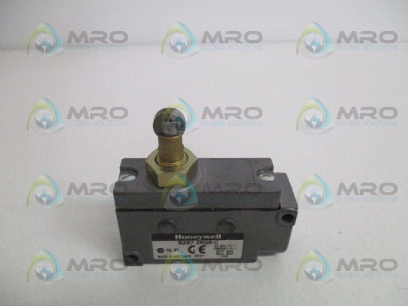 HONEYWELL BZE7-2RQ8-C LIMIT SWITCH (GREY) *USED*