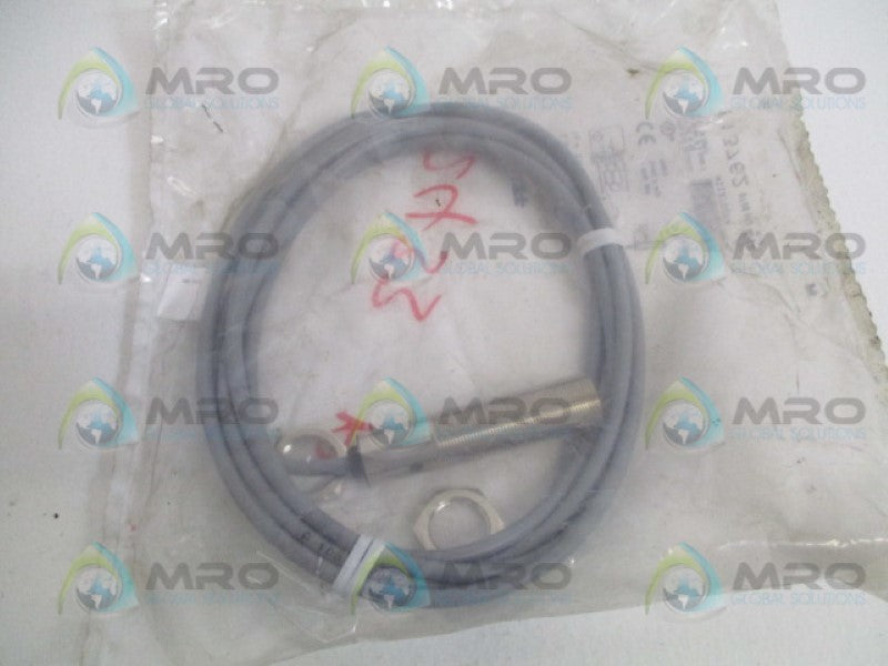 BALLUFF BES516-105-BO-C-03 INDUCTIVE SENSOR  NSMP