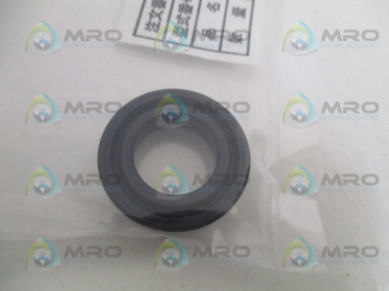 INDUSTRIAL MRO 680K372 CAP *NEW NO BOX*