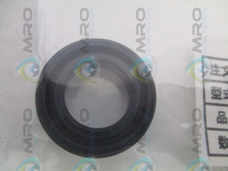 INDUSTRIAL MRO 680K372 CAP *NEW NO BOX*