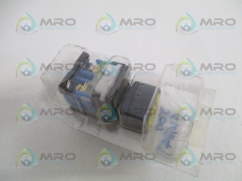 FUJI ELECTRIC AR22F0L-10E3Y YELLOW PUSHBUTTON SWITCH *NEW IN ORIGINAL PACKAGE*