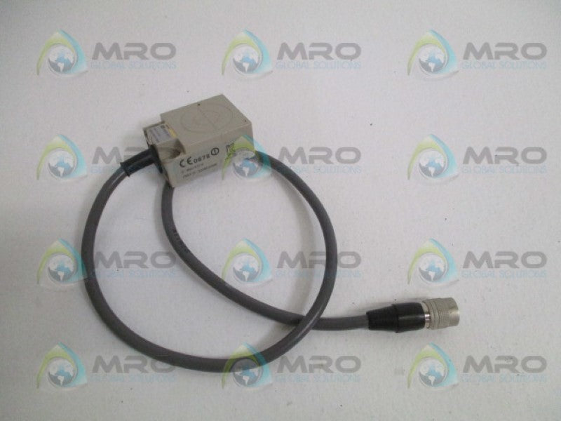 OMRON V600-H11 READ/WRITE HEAD SENSOR  UNMP
