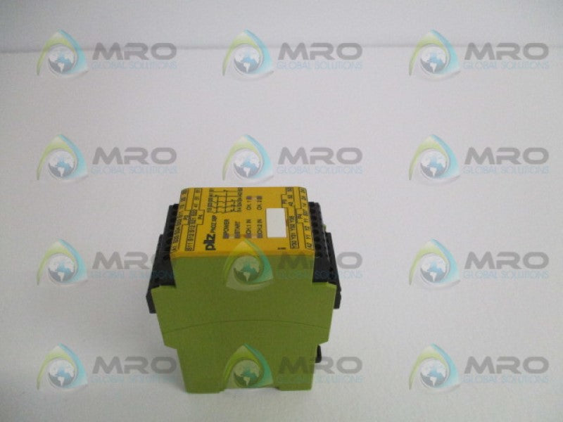 PILZ PNOZX8P24VDC3n/o2n/c2so SAFETY RELAY *NEW NO BOX*