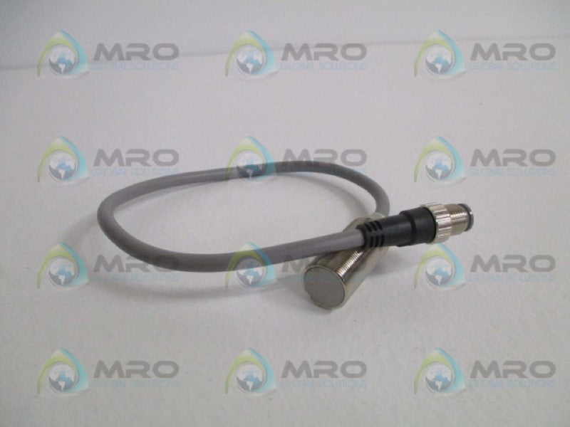 OMRON E2E-X7D1-M1GJ PROXIMITY SWITCH (MISSING ACCESSORIES) *NEW NO BOX*