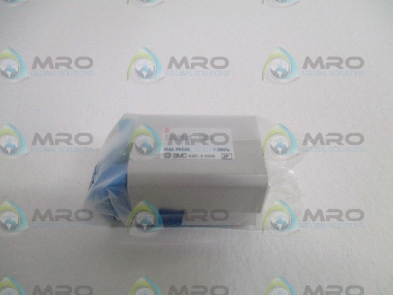 SMC CDQ2B20-15DC COMPACT CYLINDER *NEW IN FACTORY BAG*