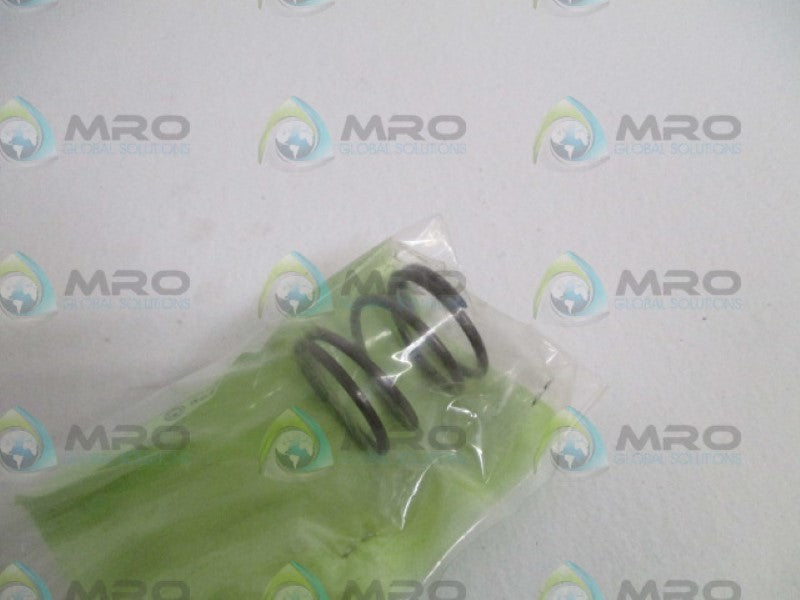 INDUSTRIAL MRO CS-A-32X2.6X32 SPRING *NEW NO BOX*