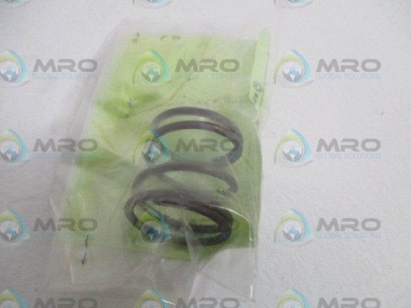 INDUSTRIAL MRO CS-A-32X2.6X32 SPRING *NEW NO BOX*