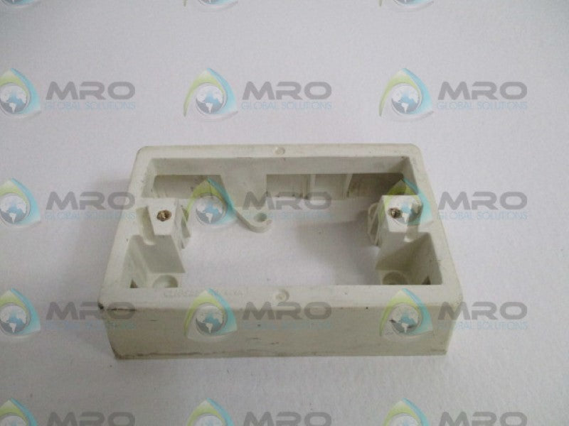 CLIPSAL 449AWE MOUNTING BLOCK  UNMP