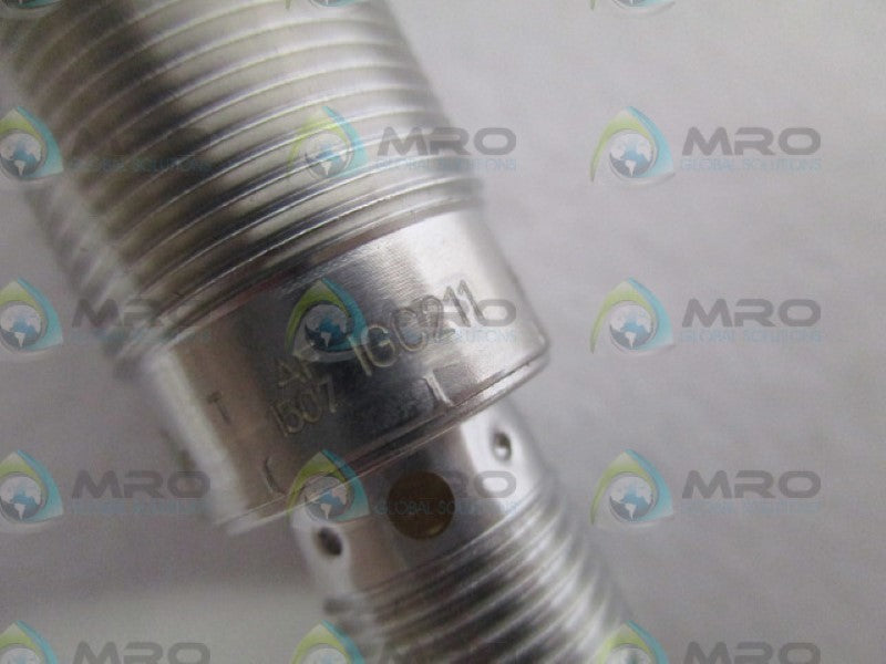 IFM EFECTOR IGC211 INDUCTIVE PROXIMITY SWITCH *NEW NO BOX*