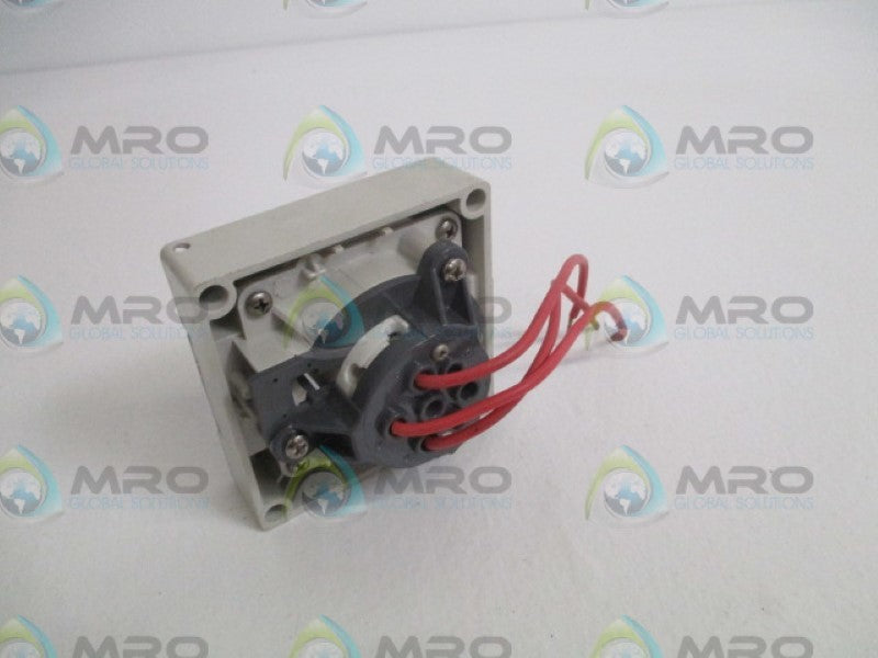 CLIPSAL 56C520 SWITCHED SOCKET OUTLET  UNMP