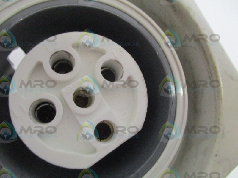 CLIPSAL 56C520 SWITCHED SOCKET OUTLET  UNMP