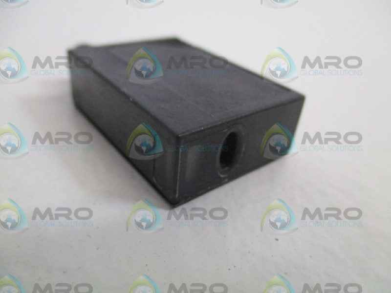 IFM EFECTOR OJ5042 PHOTOELECTRIC SENSOR *NEW NO BOX*