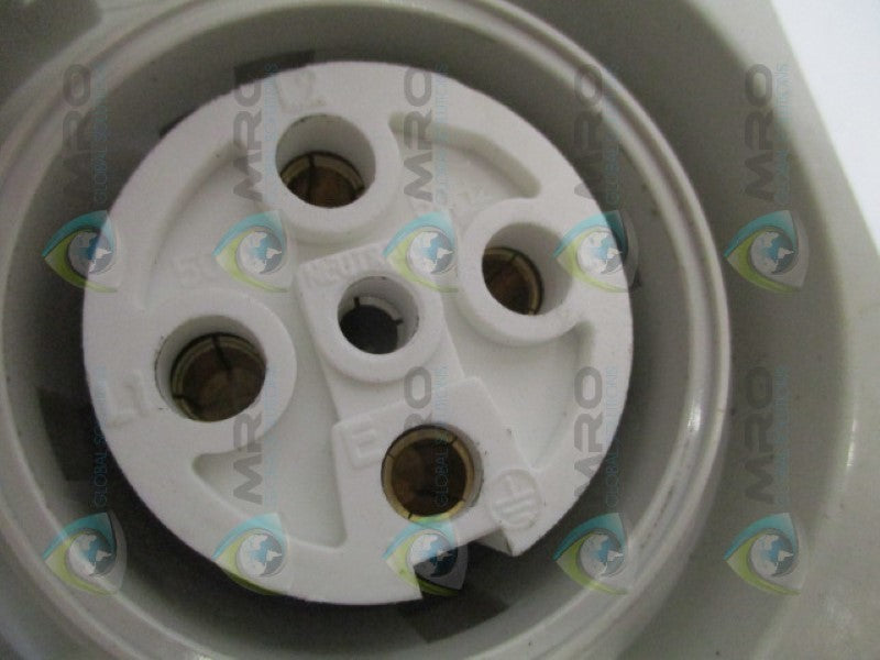 CLIPSAL 56CS32 SOCKET OUTLET  UNMP