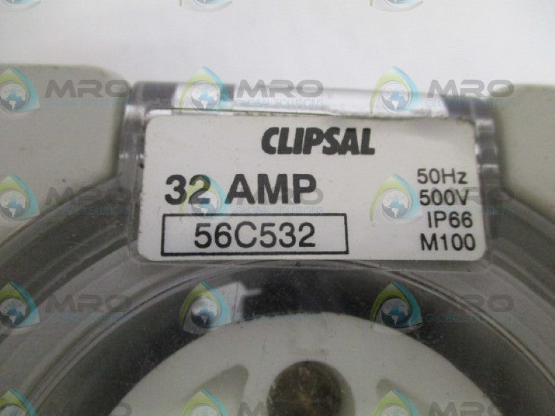CLIPSAL 56CS32 SOCKET OUTLET  UNMP