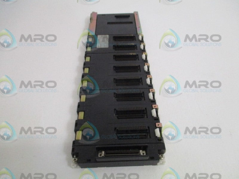 OMRON CS1W-BC083 BASE UNIT *USED*