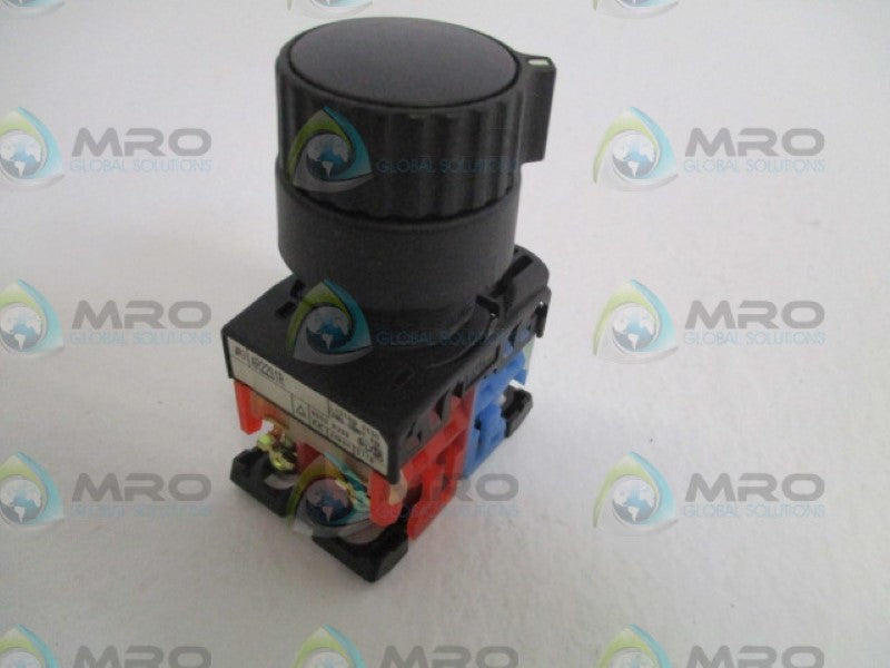 FUJI ELECTRIC AR22S1R BLACK PUSHBUTTON ROTATING SWITCH (AS PICTURED) *USED*