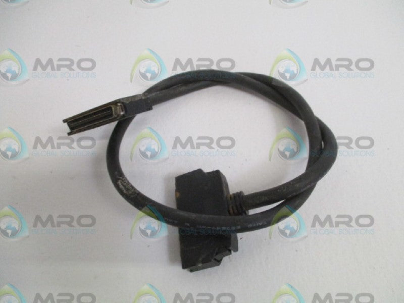 OMRON CS1W-CN713 CONNECTOR CABLE *USED*