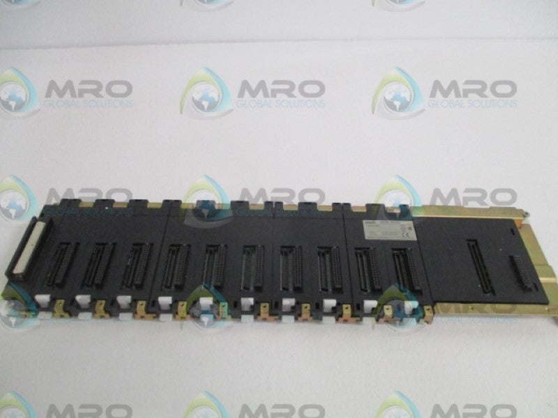 OMRON CS1W-BC103 BASE UNIT *USED*