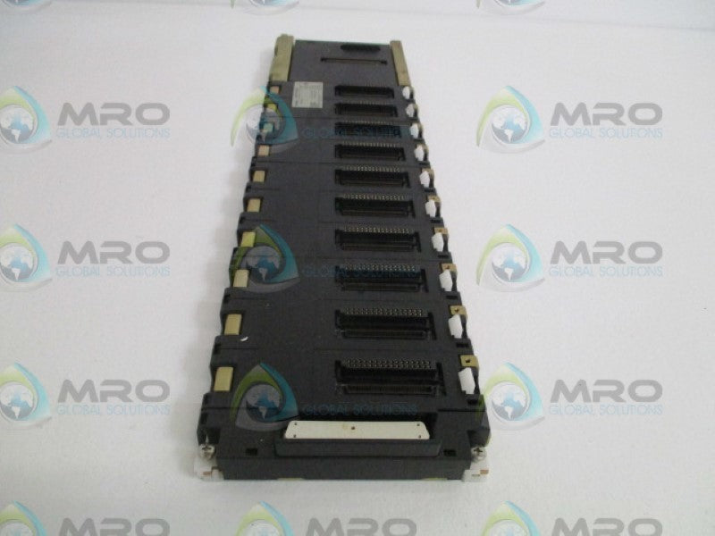 OMRON CS1W-BC103 BASE UNIT *USED*