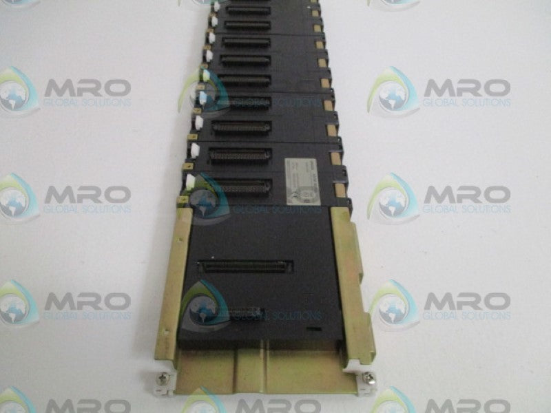OMRON CS1W-BC103 BASE UNIT *USED*
