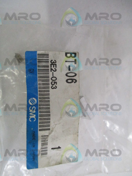 SMC BT-06 SWITCH MOUNTING BRACKET *NEW IN FACTORY BAG*